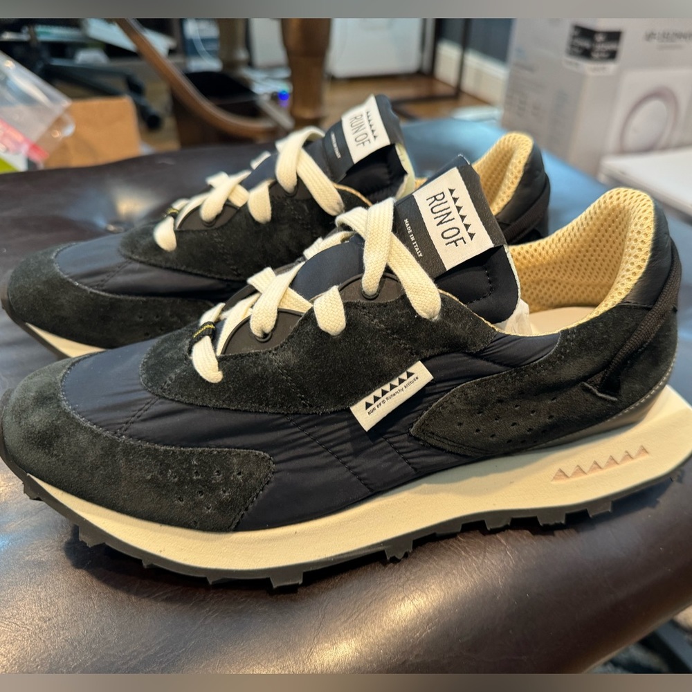 Run of Kripto Men’s Sneakers NIB size 42, Blue